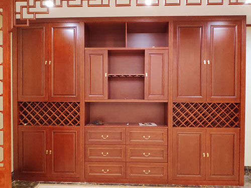 海南中式家居装修之中式酒柜装修效果图