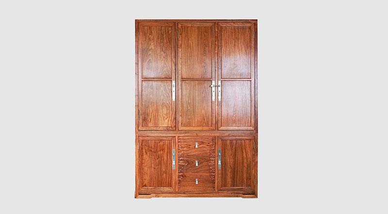 海南中式实木三门衣柜家具效果图